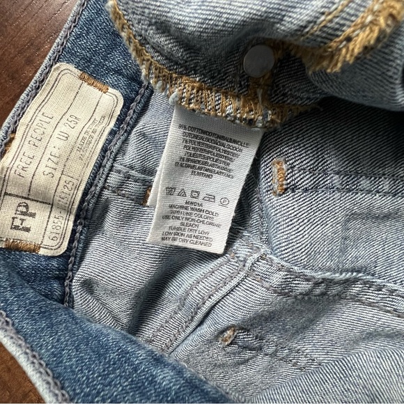 Free People High waisted Stretch Skinny Jean, size 25, 25R - Picture 6 of 8